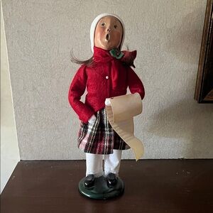 Byers' Choice Girl with Sheet Music Caroler 1993